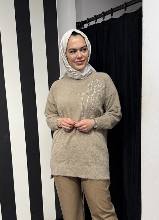 Nuss Önü Çiçek İşlemeli Kazak BEJ - 1