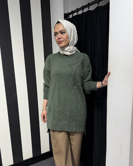 Nuss Önü Çiçek İşlemeli Kazak HAKİ - 1