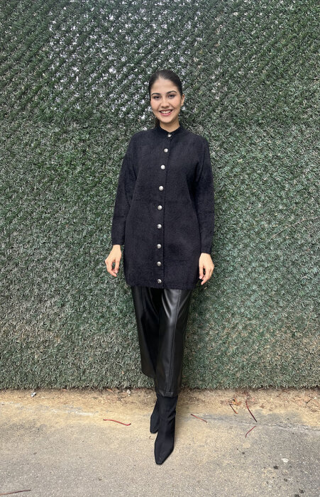 Nuss Önü Düğmeli Yumoş Hırka SİYAH - 1