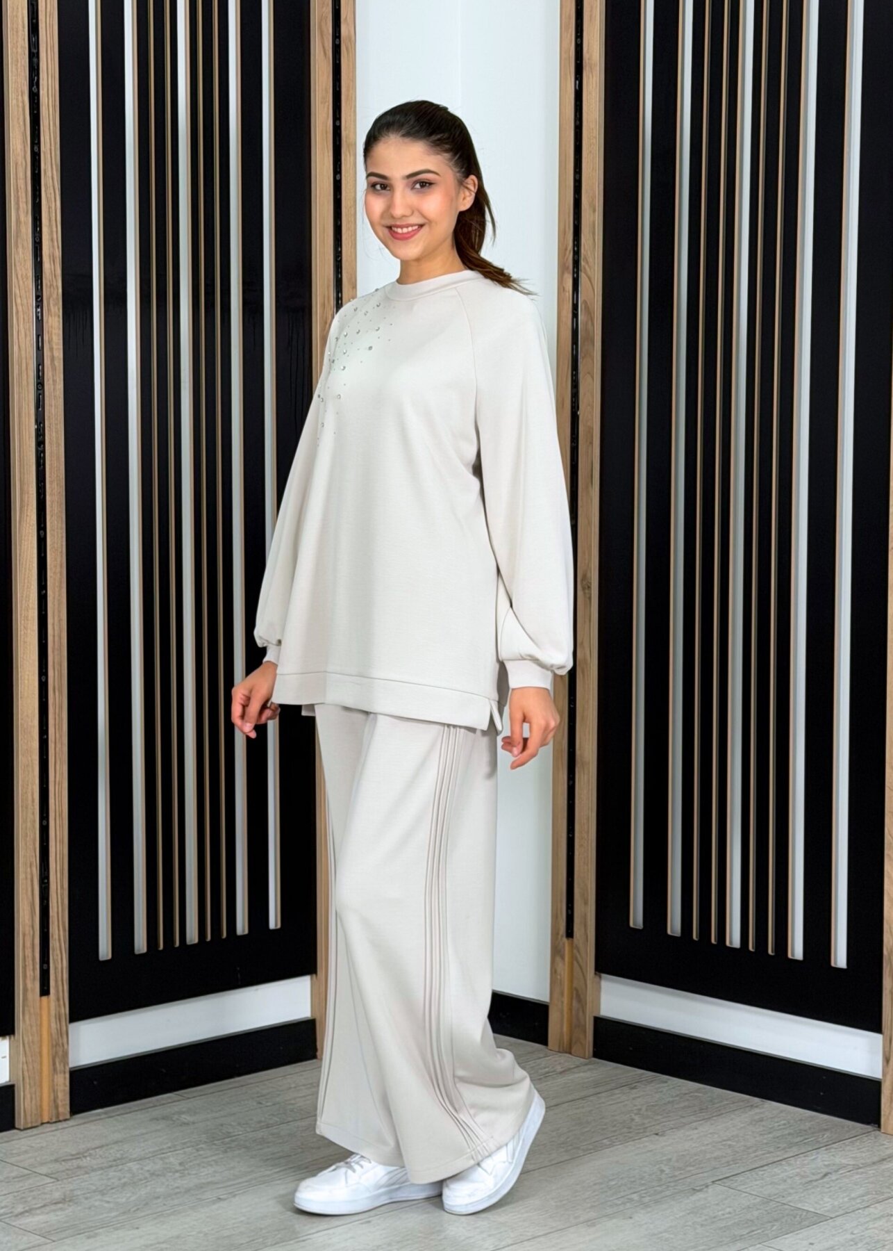 Nuss Önü Taşlı Pantolonlu Takım TAŞ - 1