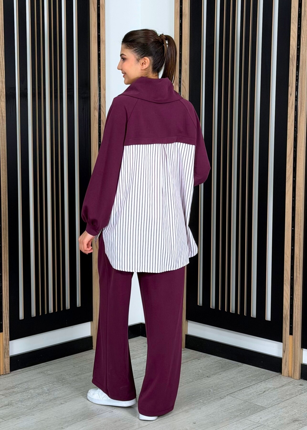 Nuss Yakası Fermuarlı Tuniğinin Etek Ucu ve Arkası Gömlek Detaylı Pantolonlu Takım MÜRDÜM - 3
