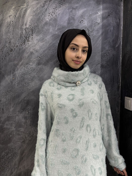 Qupra Boyunluk Aksesurlı Tüylü Tunik MİNT - 4