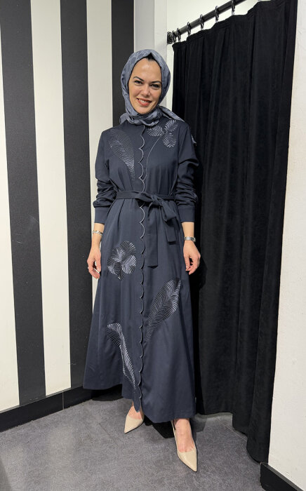 Qupra İşlemeli Kuşaklı Elbise LACİVERT - 1