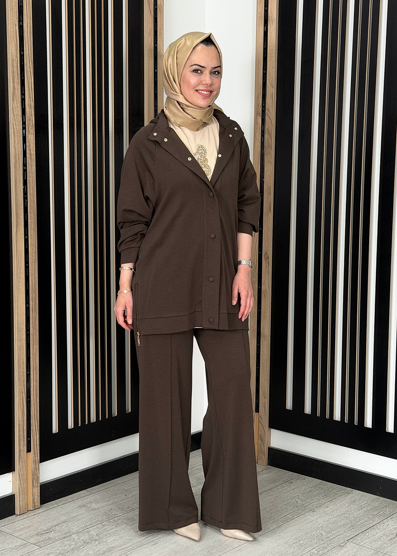 Qupra Kapüşonlu Önü Çıtçıtlı Pantolonlu Takım KAHVE - 2