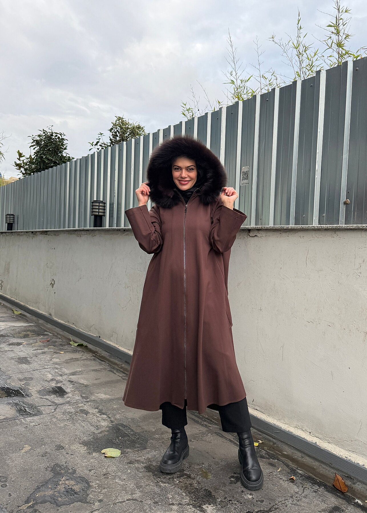 Qupra Kapüşonu Kürklü Santana Kap KAHVE - 1