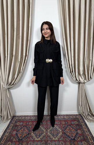 Qupra Önü Cep Detaylı Kemerli Takım SİYAH