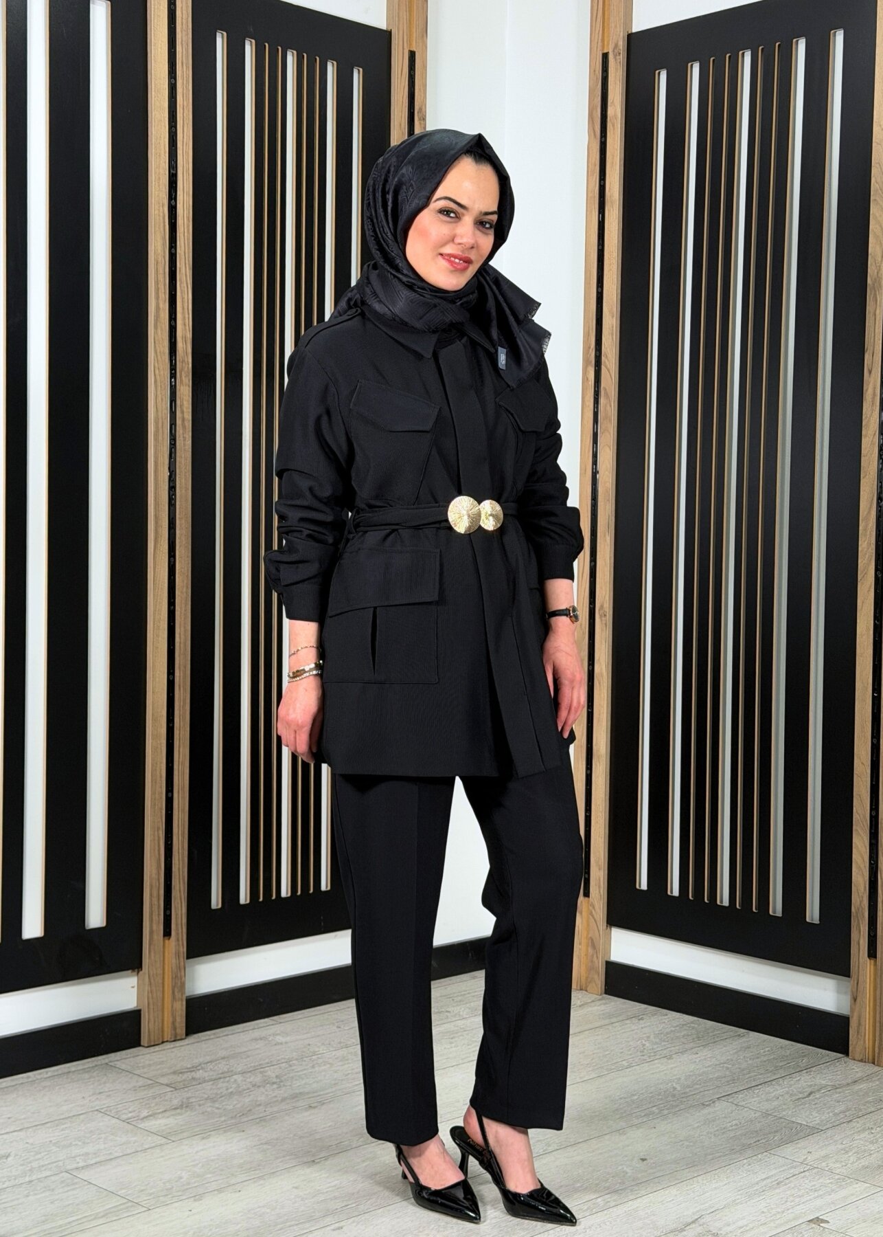 Qupra Önü Cep Detaylı Kemerli Takım SİYAH - 2