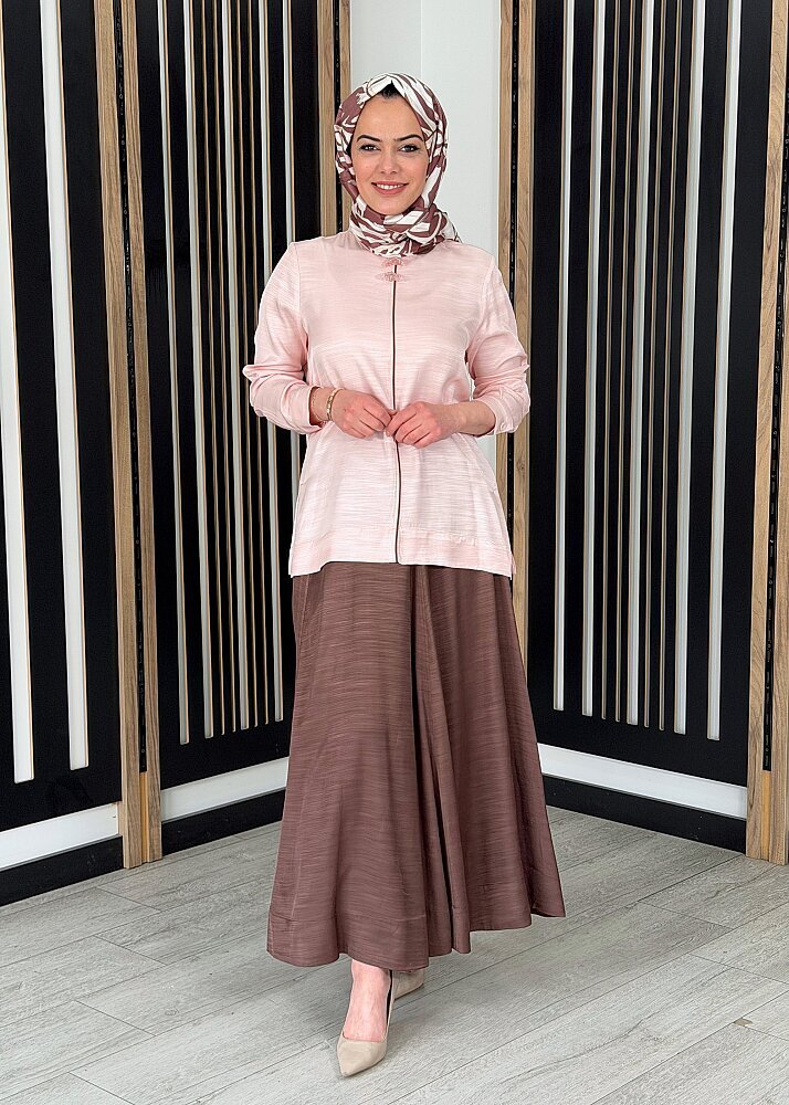 Qupra Yakası Broş Detaylı Etekli Takım Pembe/Kahve - 3
