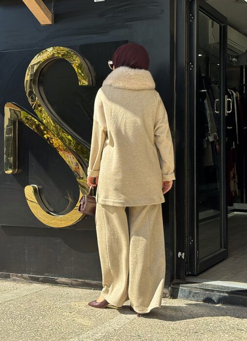 Qupra Yakası Kürklü Simli Takım BEJ - 5