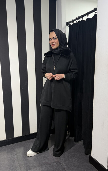 Qupra Yakası Kürklü Triko Kumaş Takım SİYAH - 1