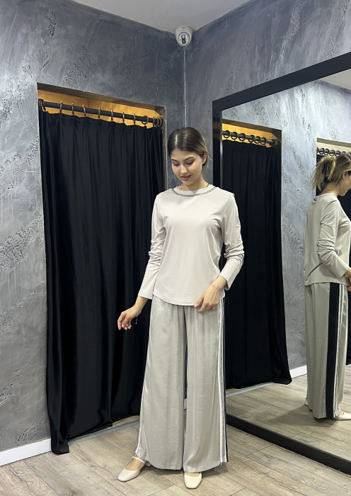 Si Design Boynu Taş Detaylı Bluz BEJ - 3