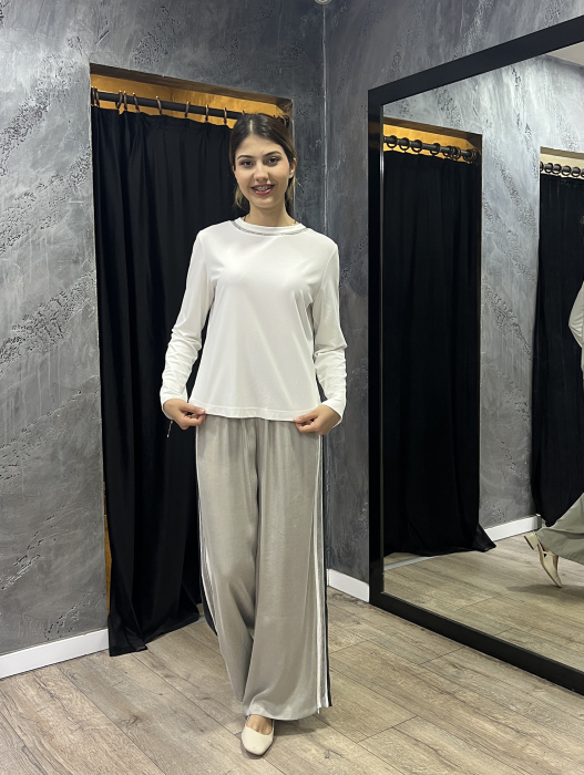 Si Design Boynu Taş Detaylı Bluz EKRU - 4