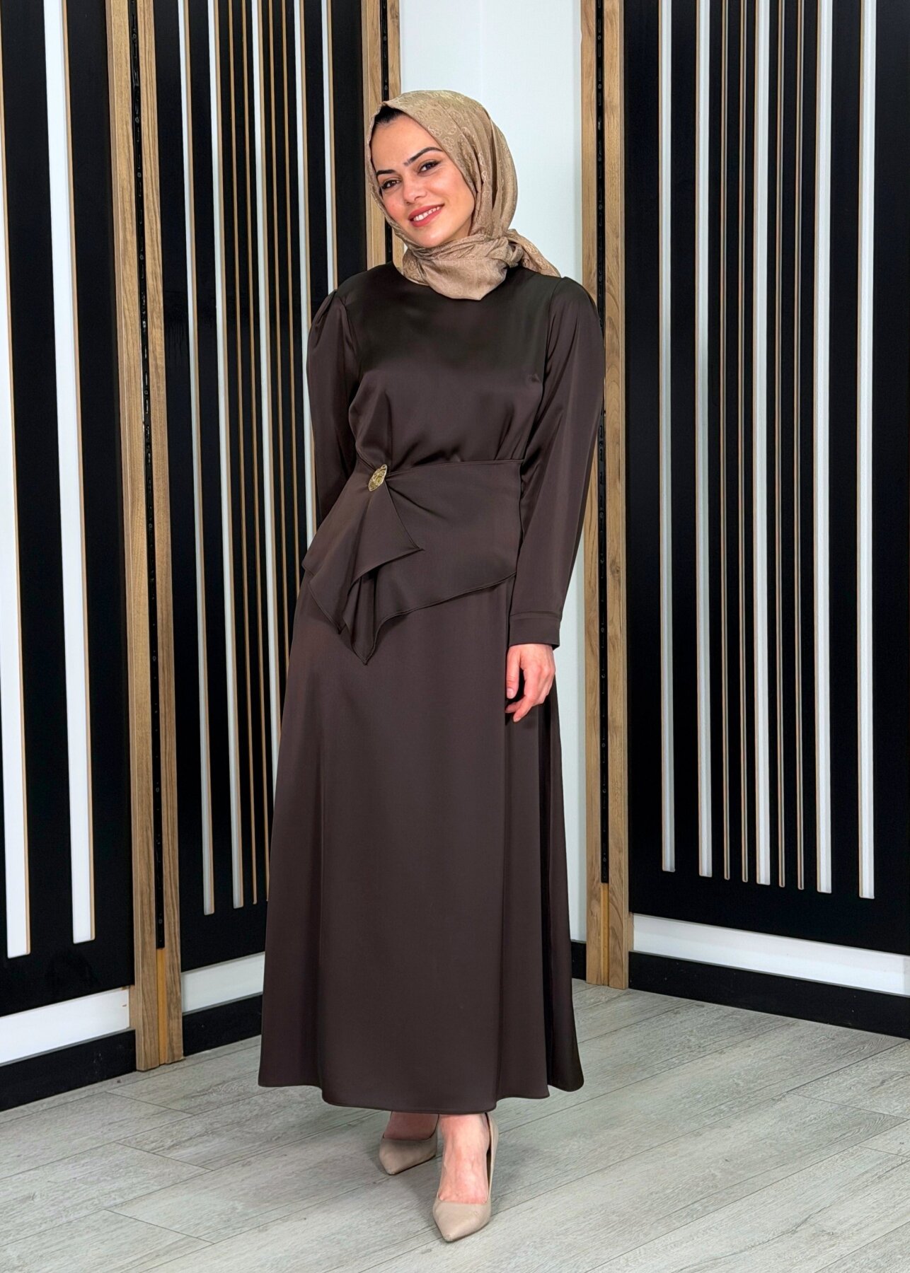 Si Design Saten Belden Parçalı Elbise Bitter Kahve - 3