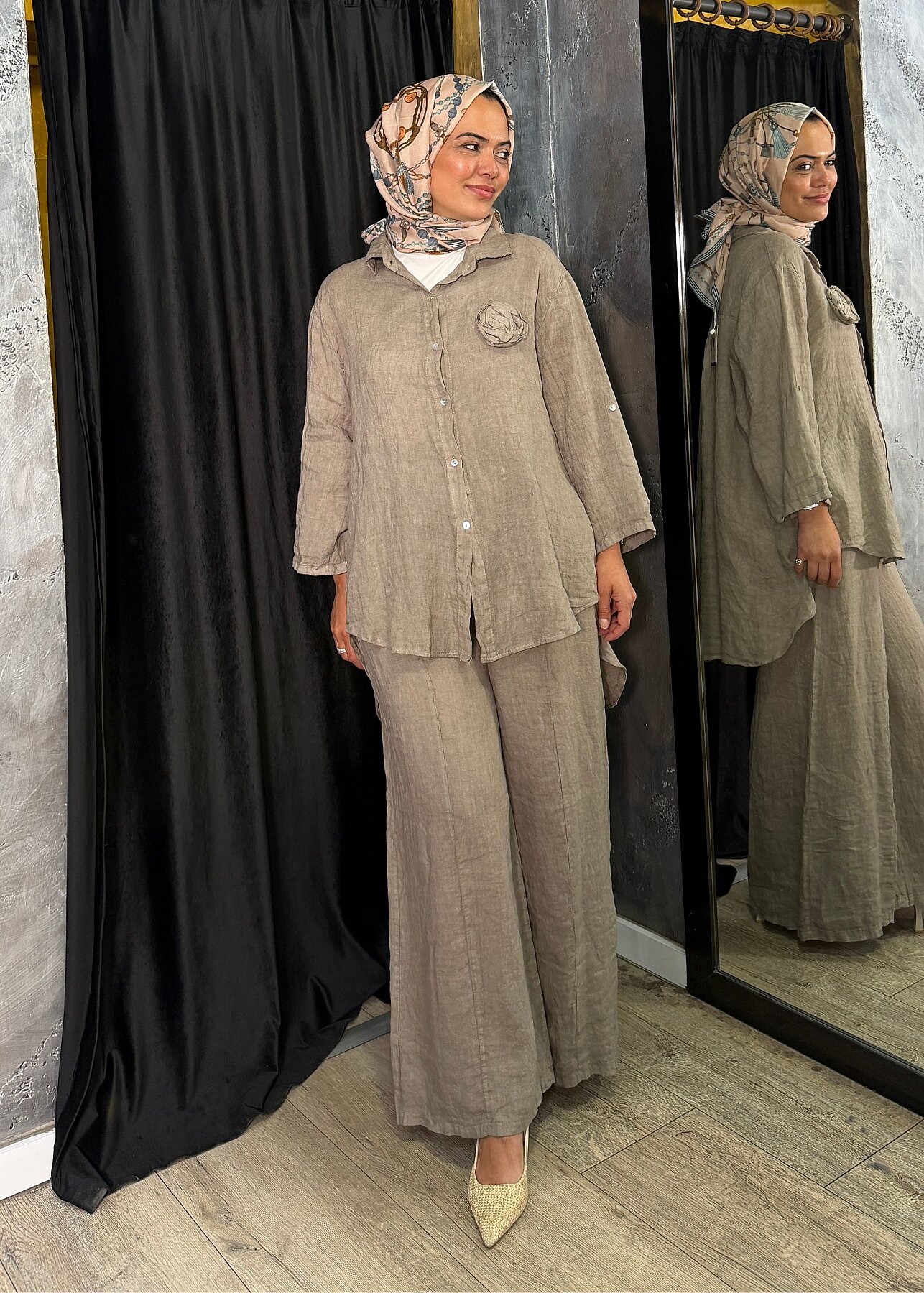 StudioNish Gül Detaylı Pantolonlu Takım VİZON - 3