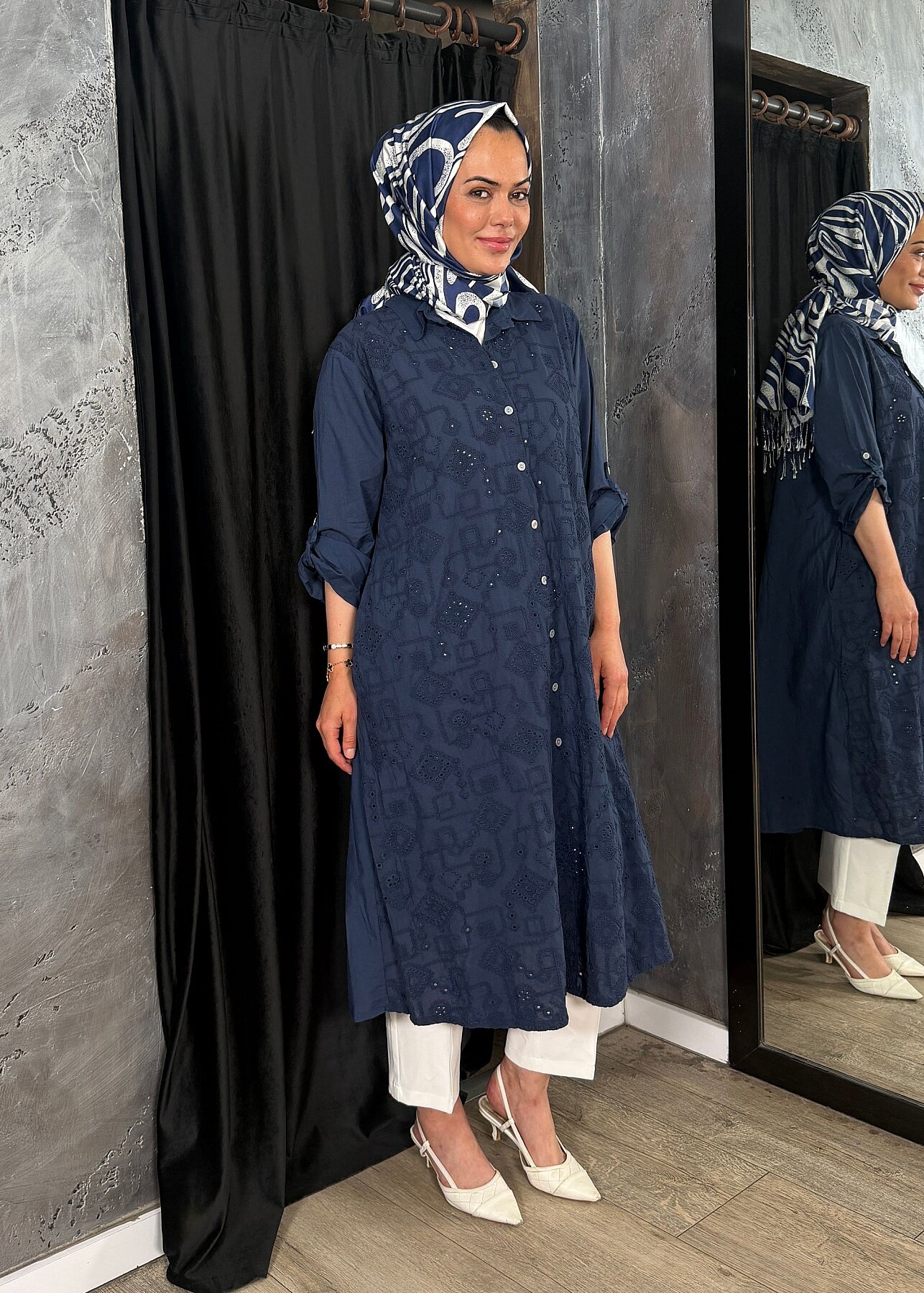 StudioNish Keten Elbise İşlemeli LACİVERT - 4