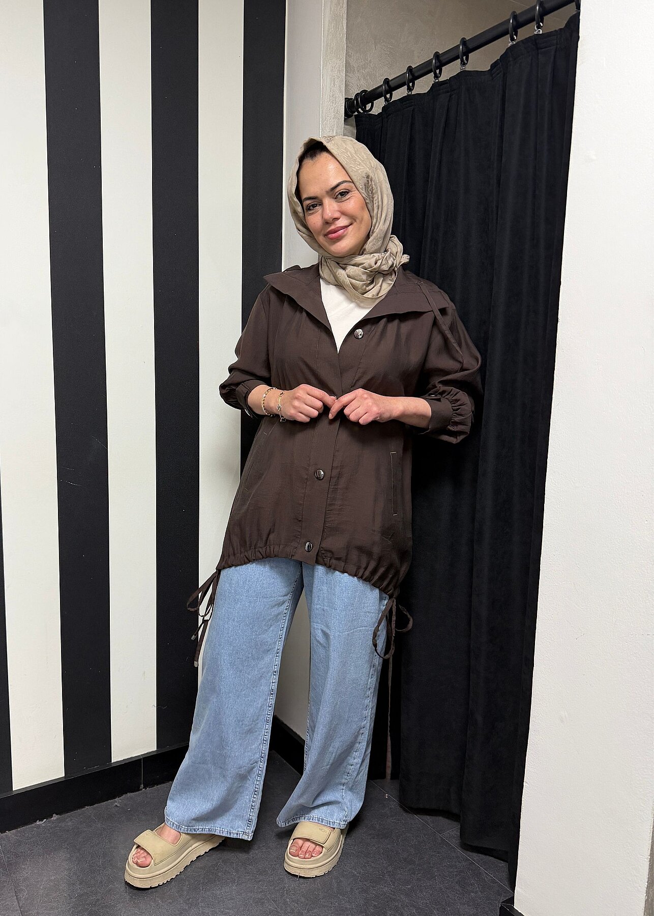 StudioNish Önü Çıtçıtlı Tensel Kap KAHVE - 3