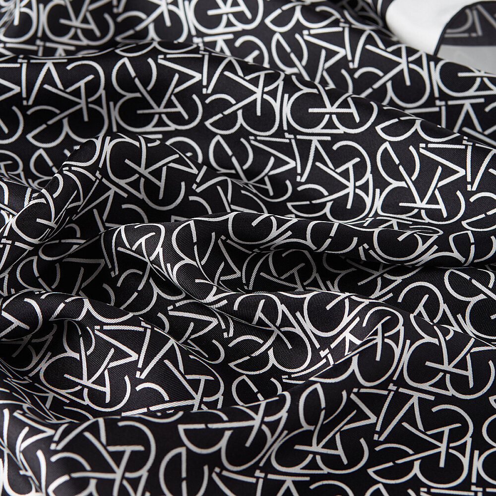 Typo Monogram Tivil İpek Eşarp Siyah Beyaz - 2
