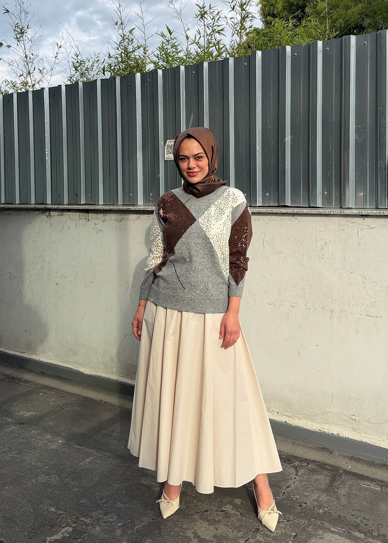 UniQue Baklava Desenli Pul İşlemeli Triko Tunik FÜME - 1