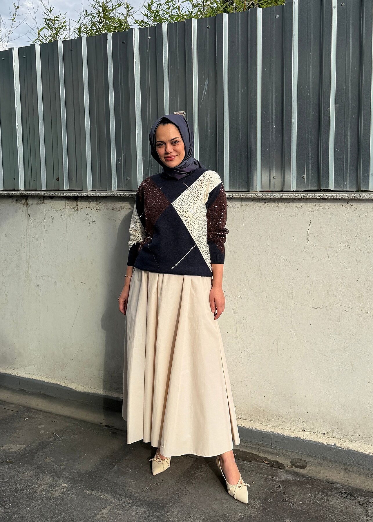 UniQue Baklava Desenli Pul İşlemeli Triko Tunik LACİVERT - 2