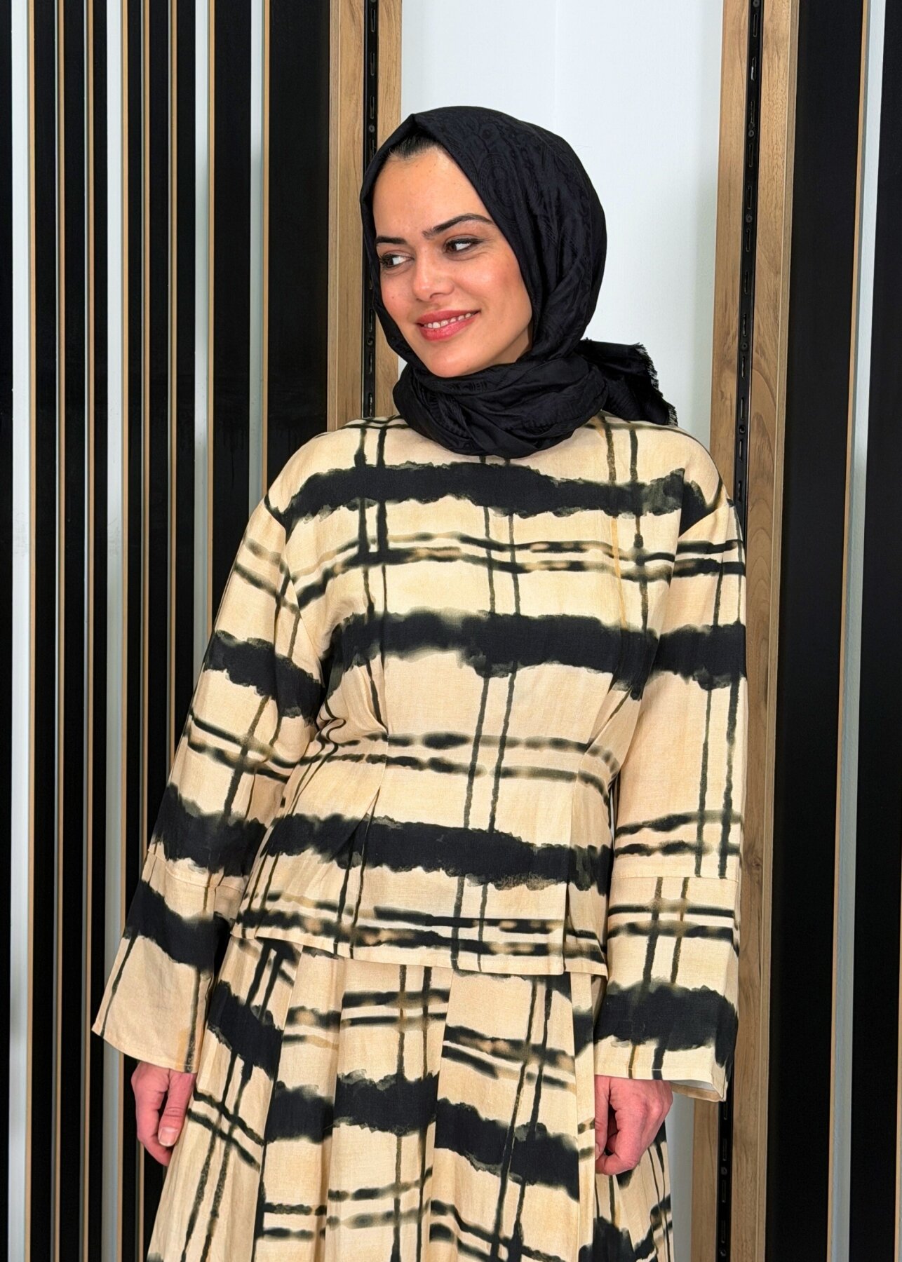 VeNöve Elva Tunik Siyah Çizgili - 3