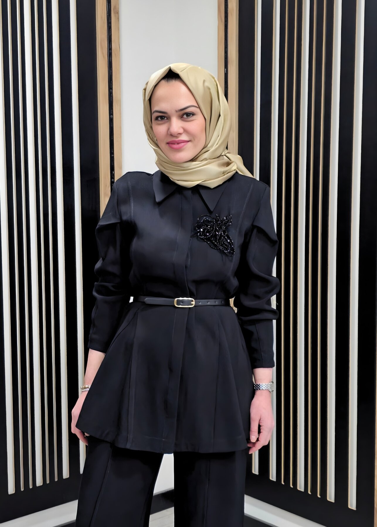 Vuu Beyaz Dokulu Kuplu Peplum Gömlek SİYAH - 1