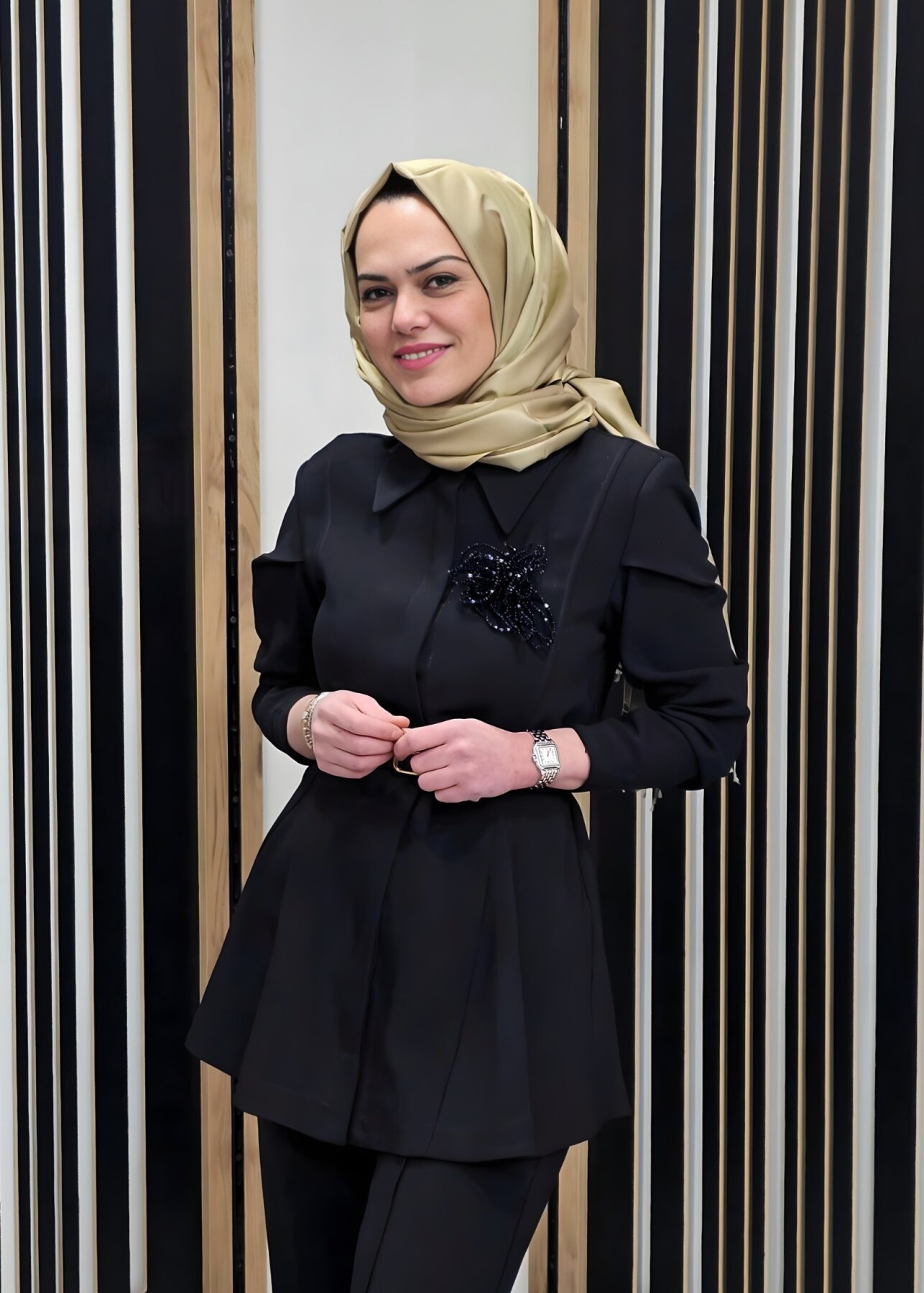 Vuu Beyaz Dokulu Kuplu Peplum Gömlek SİYAH - 2