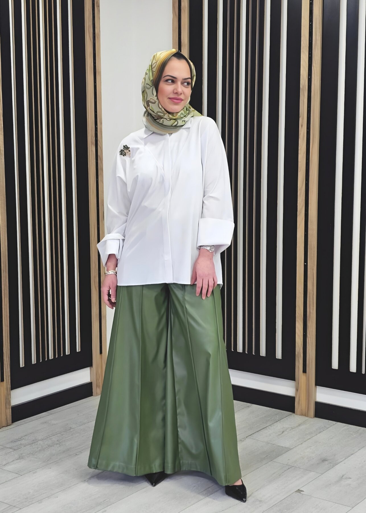 Vuu Bol Manşetli Gömlek BEYAZ - 5