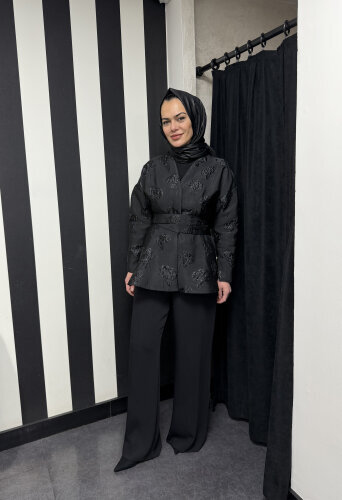 Vuu Çiçek Jakar Kuşaklı Ceket SİYAH