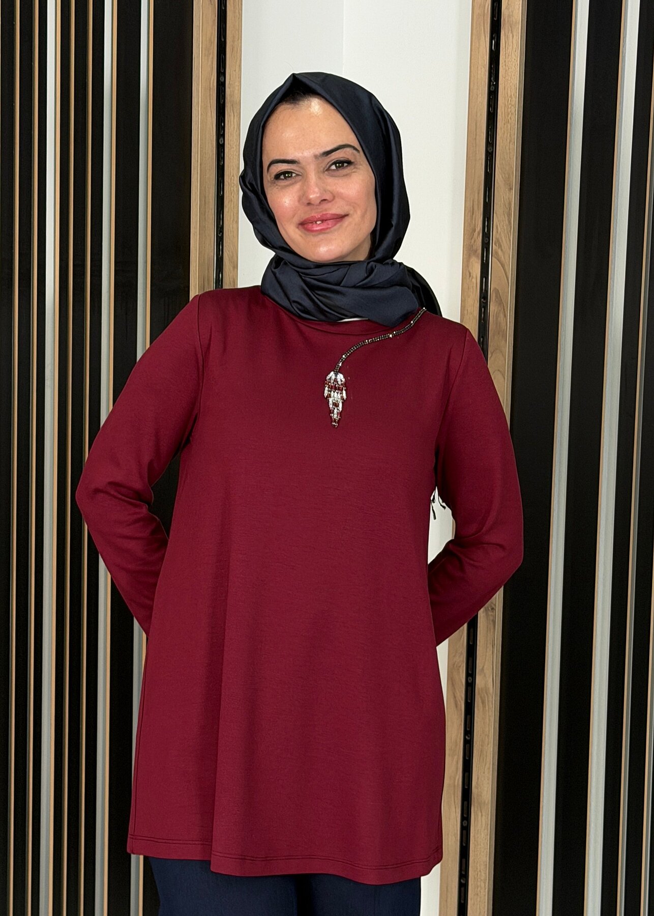 Vuu Uzun Kollu Taşlı Bluz BORDO - 2